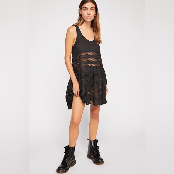 **SOLD** Free People Voile and Lace Trapeze Slip in all black - S - Picture 3 of 17